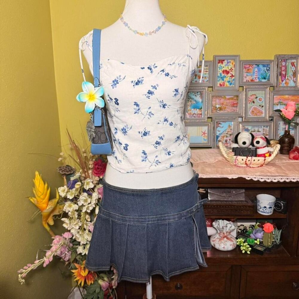 Abercrombie & Fitch White Floral Self Tie Strap Tank Top Women’s Size M